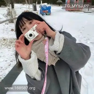 石珺胡